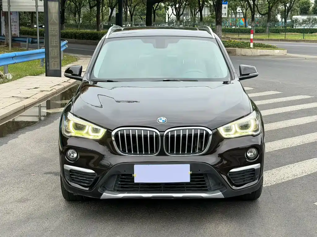 BMW X1 — фото 2