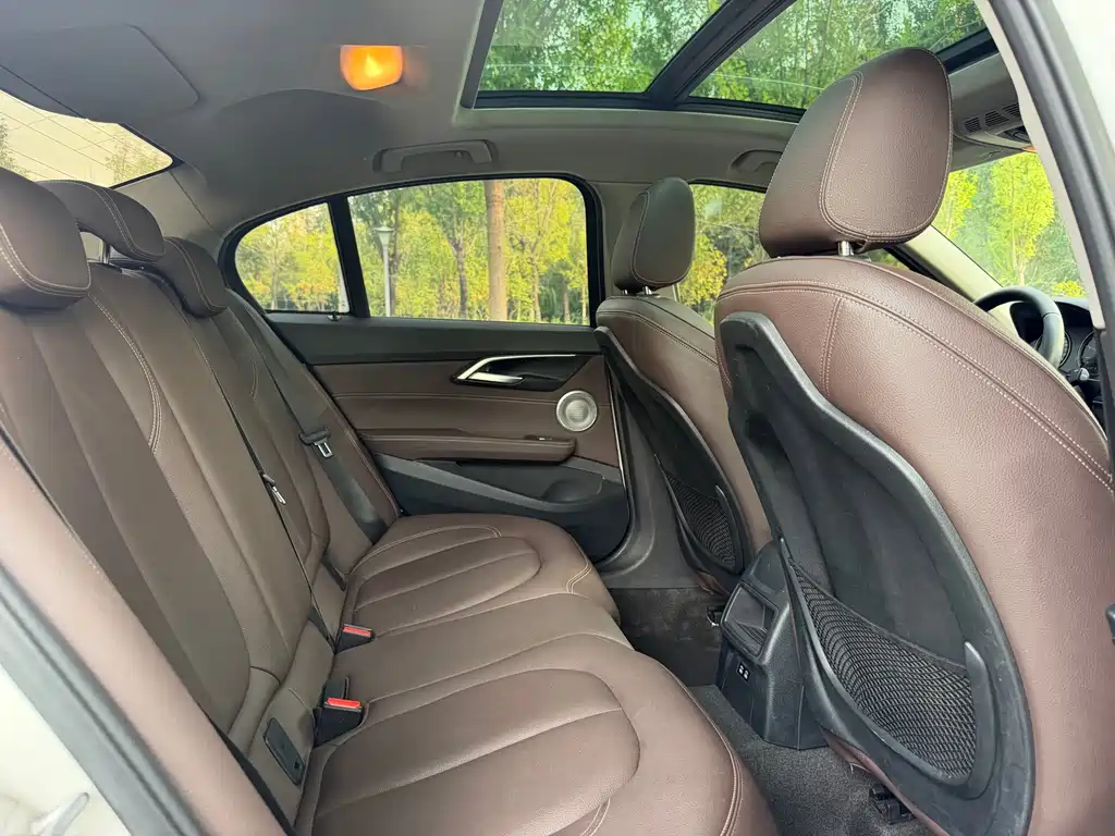 BMW 1 Series — фото 14
