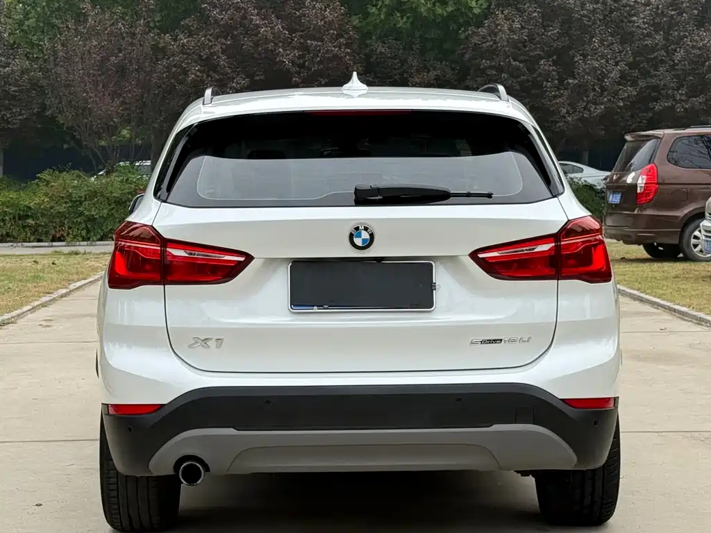 BMW X1 — фото 17