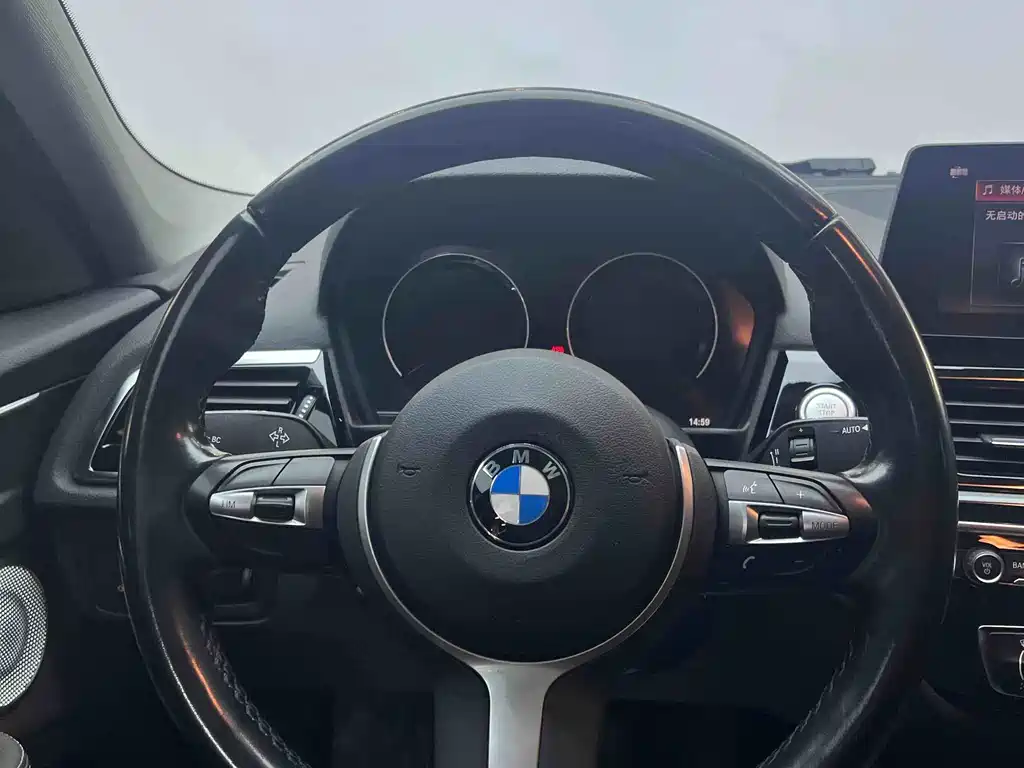 BMW 1 Series — фото 11