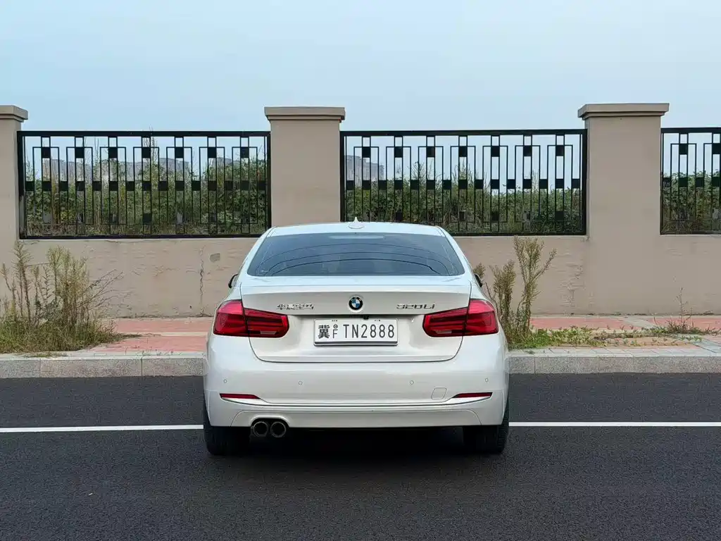 BMW 3 Series — фото 8