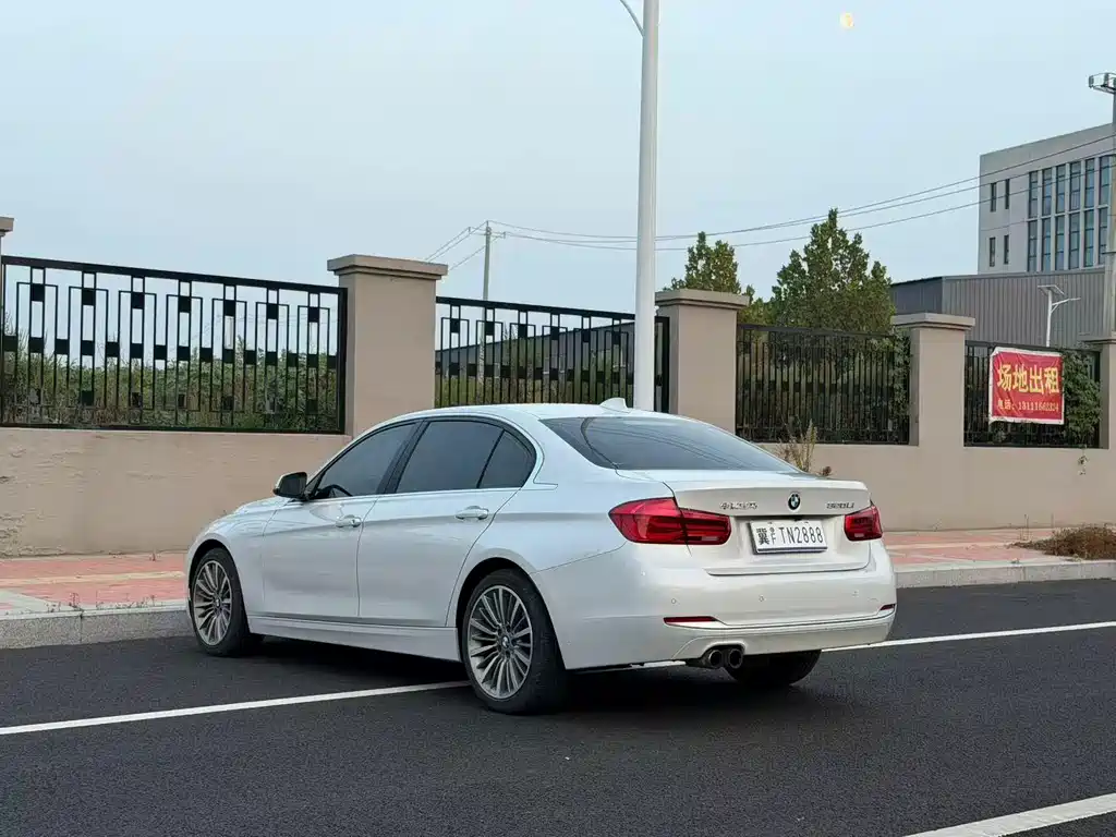 BMW 3 Series — фото 9