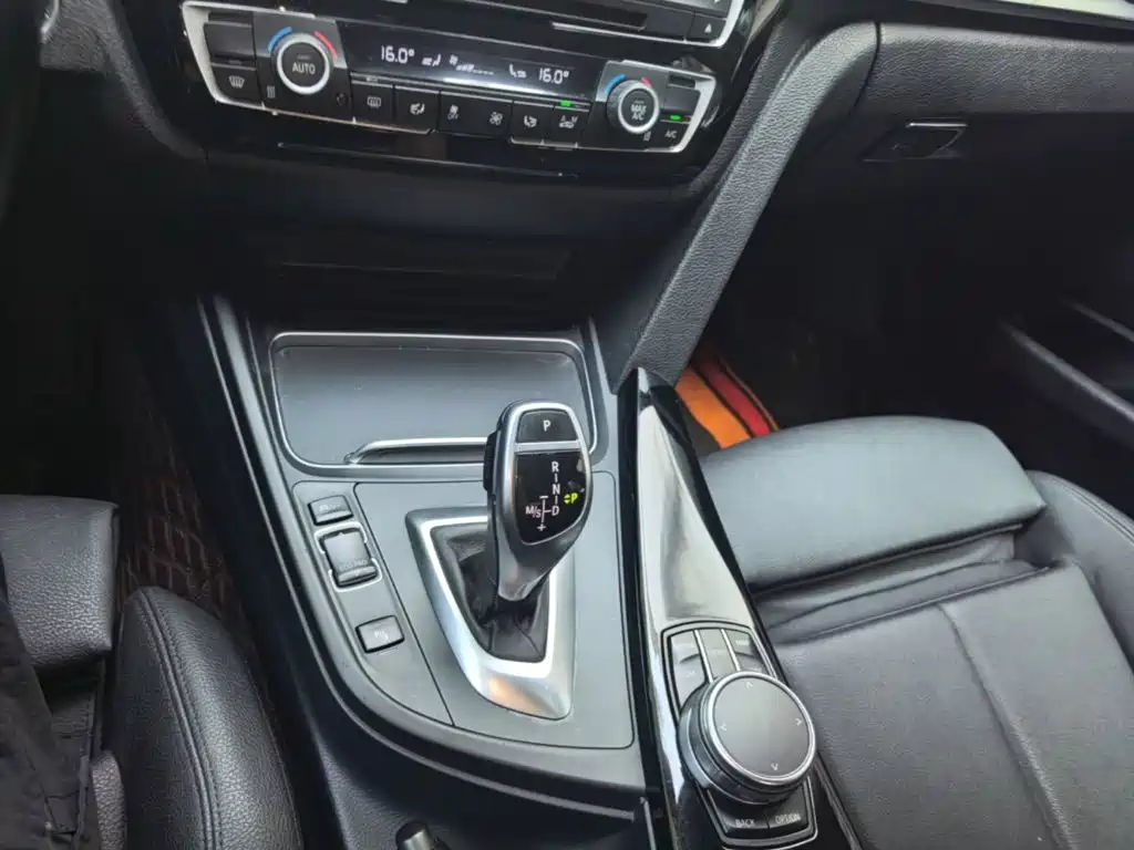 BMW 3 Series — фото 14