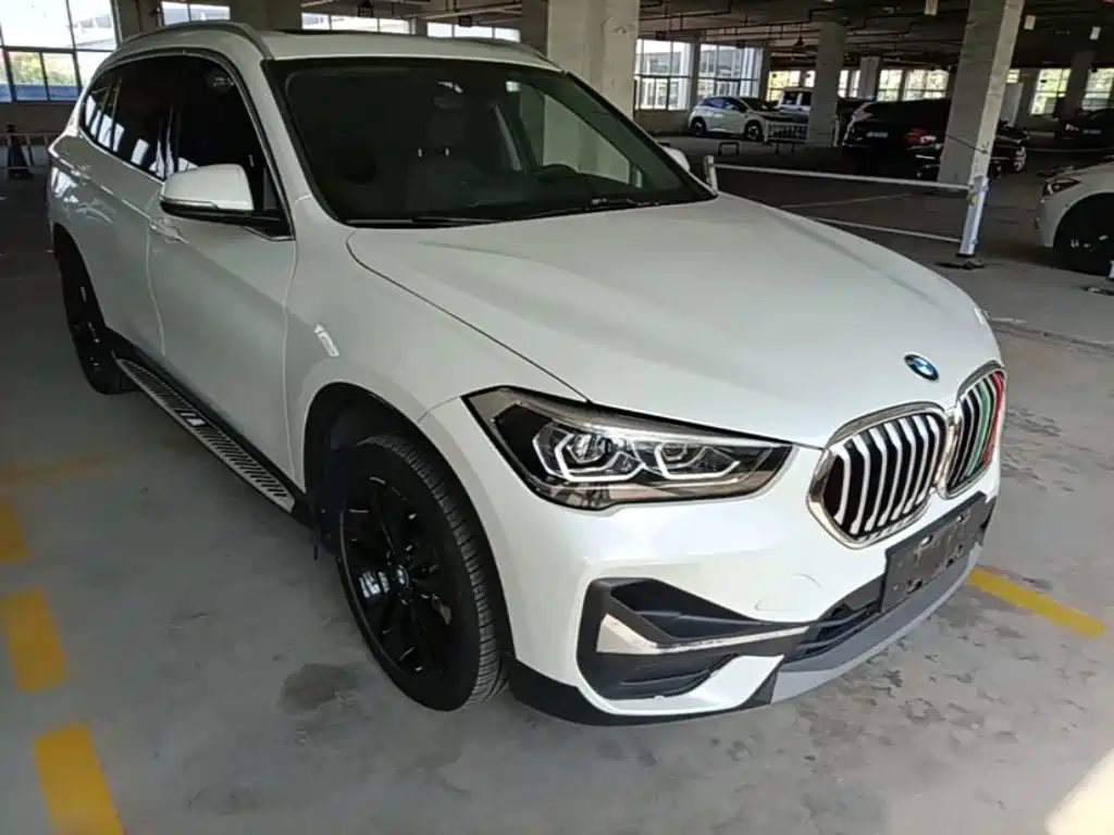BMW X1 — фото 4