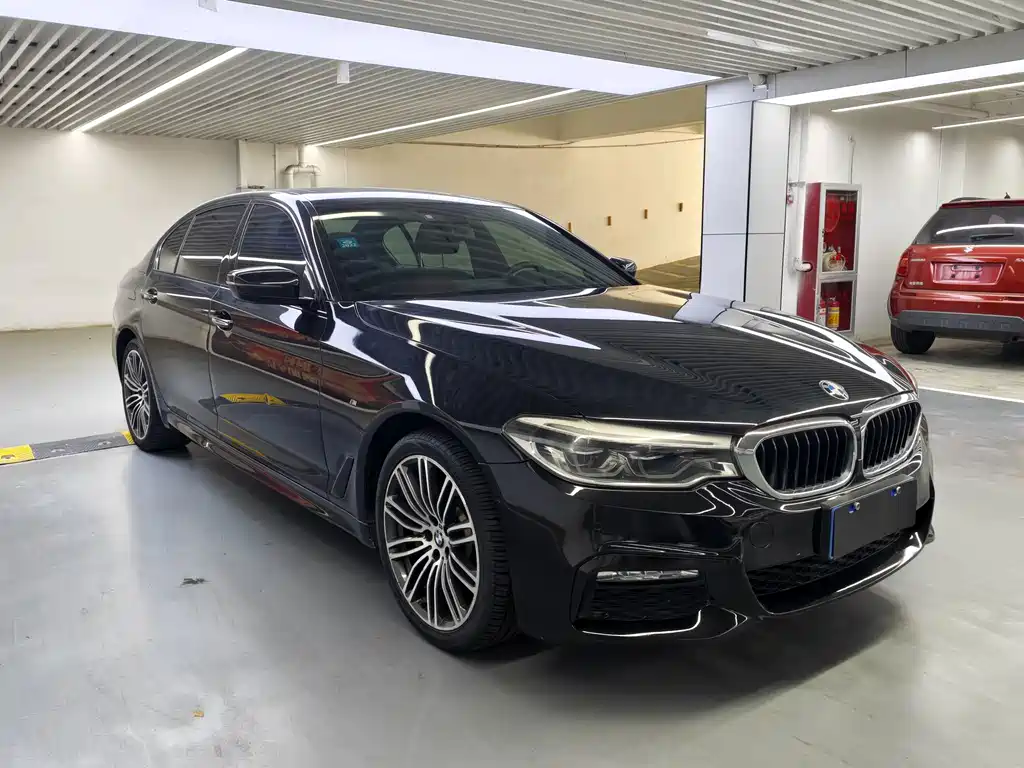 BMW 5 Series — фото 3