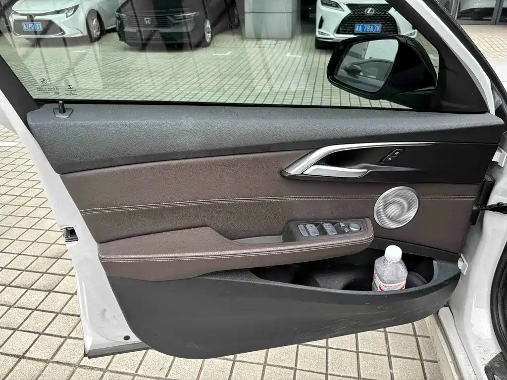 BMW 1 Series — фото 10