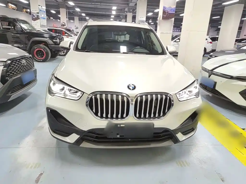 BMW X1 — фото 3