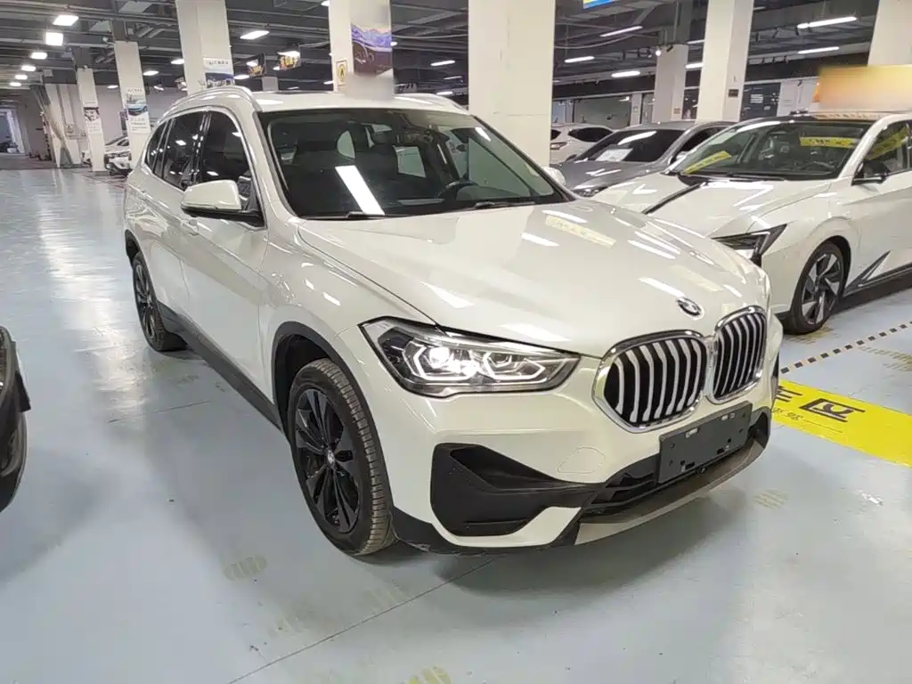 BMW X1 — фото 4