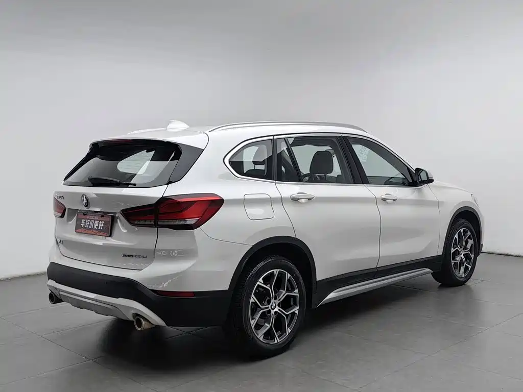 BMW X1 — фото 2