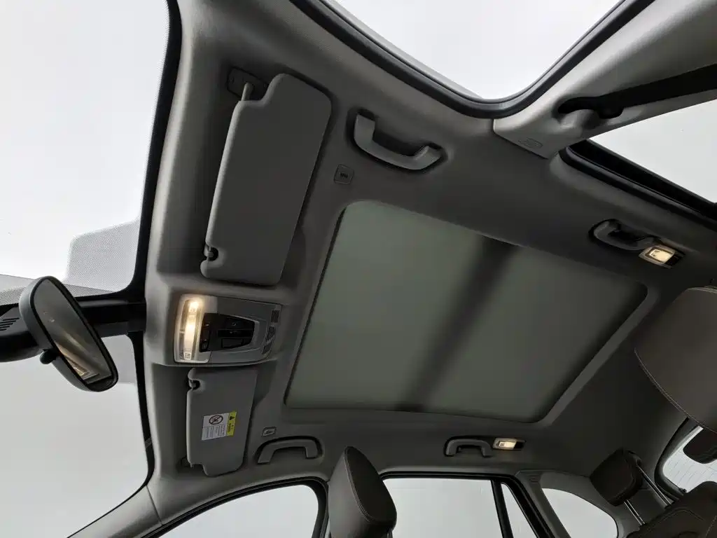 BMW X1 — фото 14