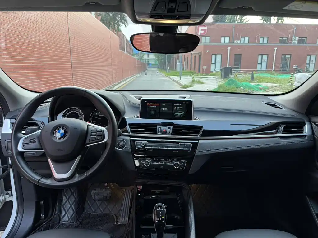 BMW X2 (Import) — фото 7