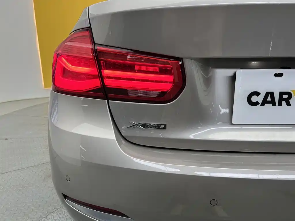 BMW 3 Series — фото 11