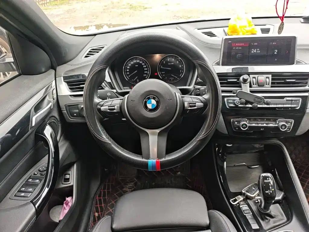 BMW X2 — фото 11