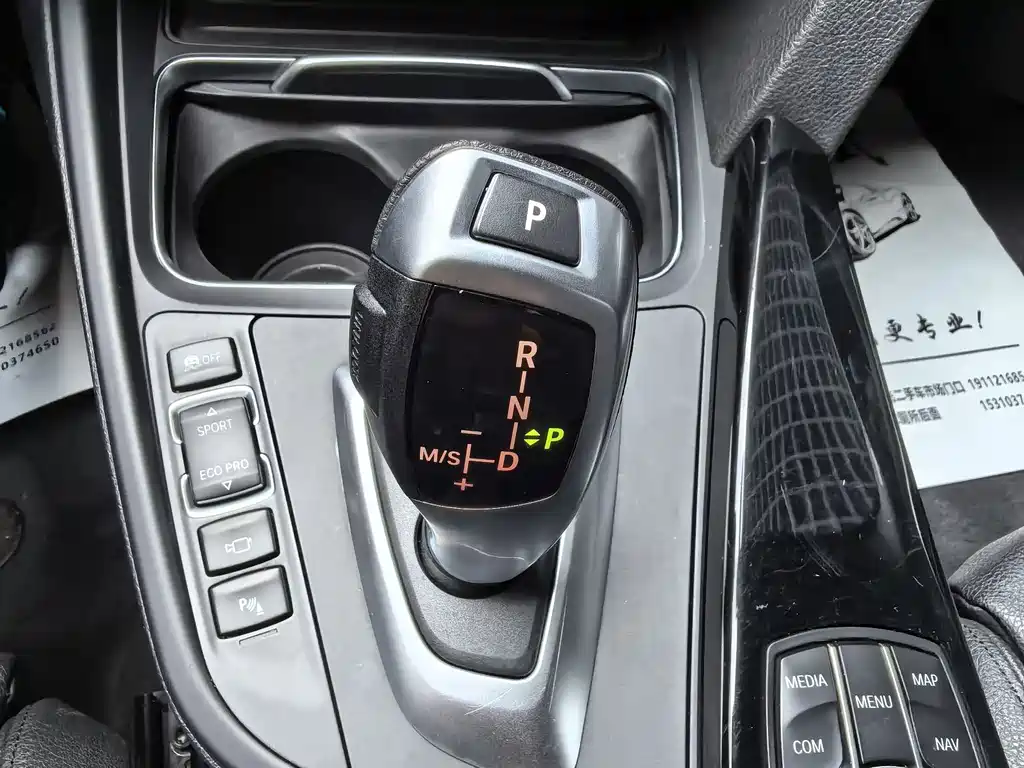 BMW 3 Series GT — фото 13
