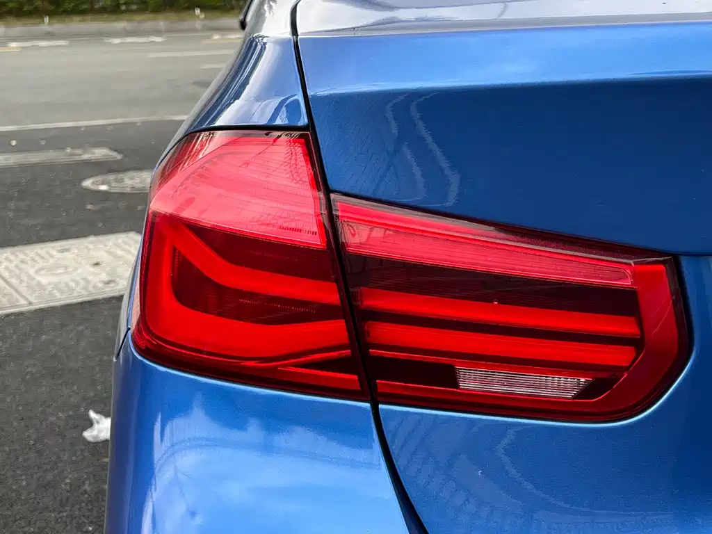 BMW 3 Series — фото 11