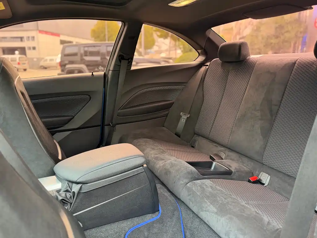 BMW 2 Series (Import) — фото 13