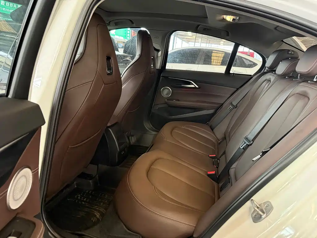 BMW 1 Series — фото 11