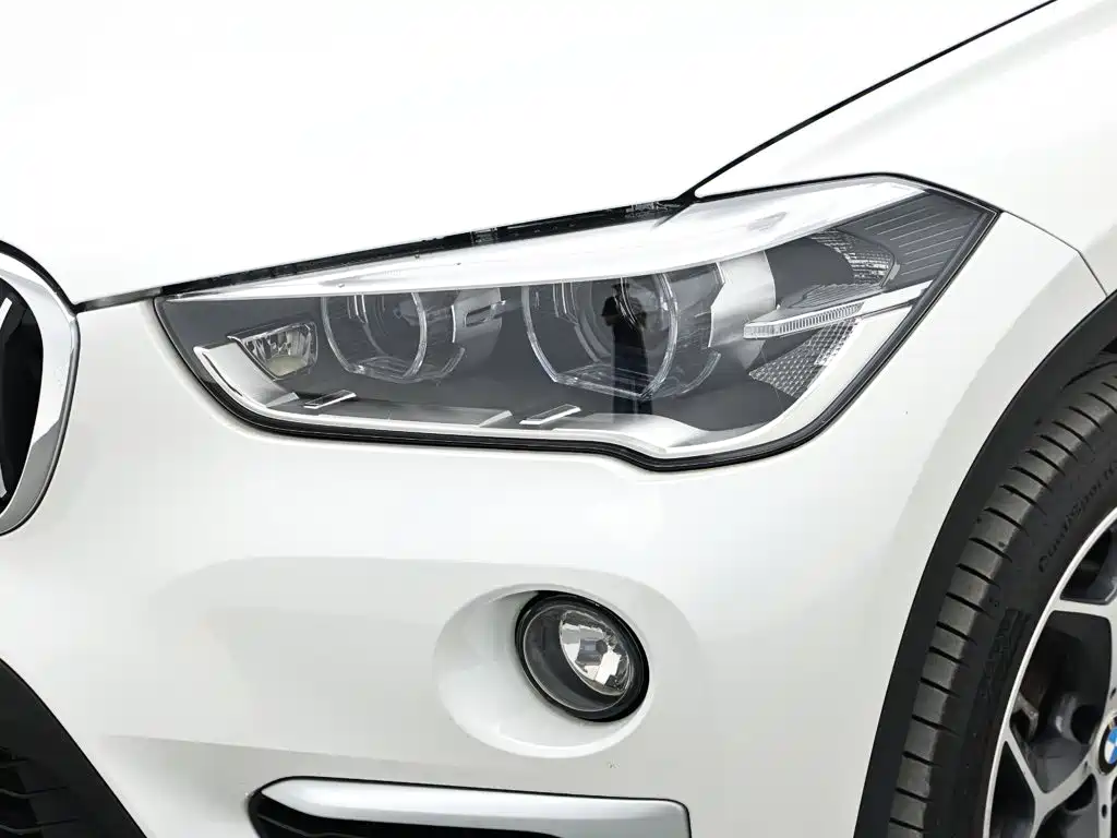 BMW X1 — фото 17