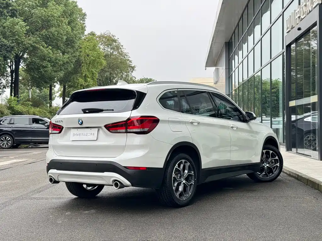 BMW X1 — фото 6