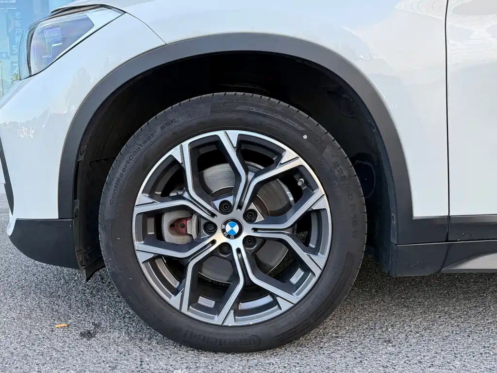 BMW X1 — фото 11
