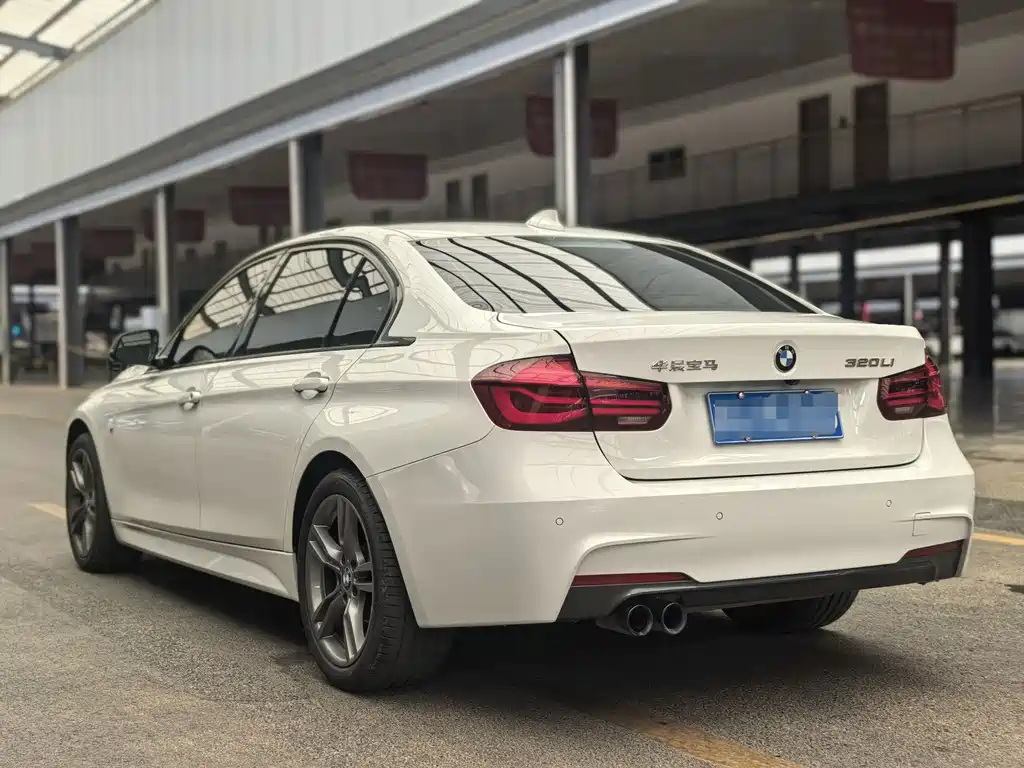BMW 3 Series — фото 11