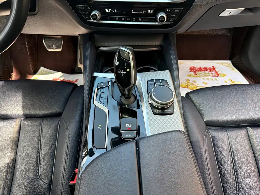 BMW 5 Series (Import) — фото 13