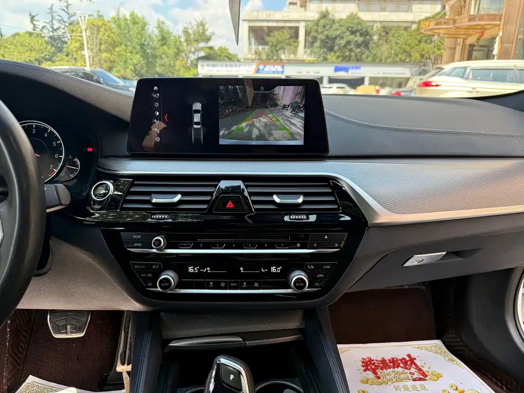 BMW 5 Series (Import) — фото 14