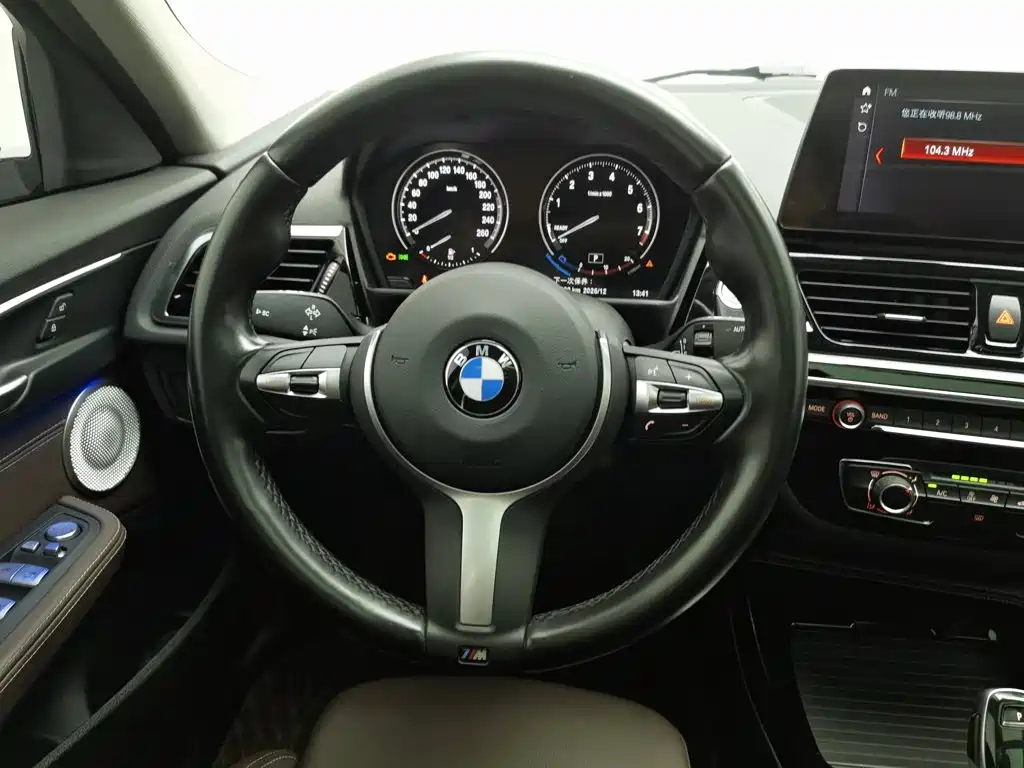 BMW 1 Series — фото 11