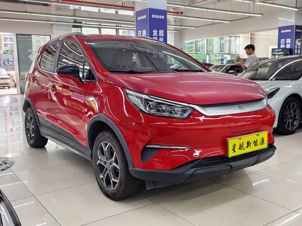 BYD Yuan Pro — фото 3