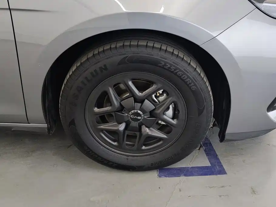 BYD Seal 05 DM-i — фото 6
