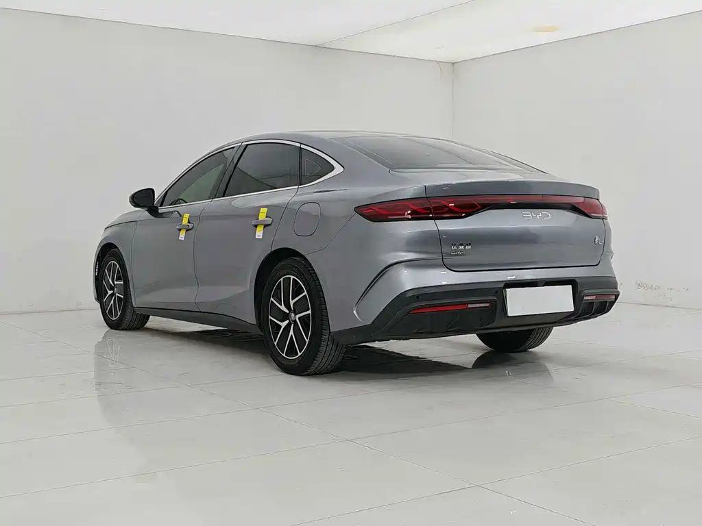 BYD Qin L — фото 15