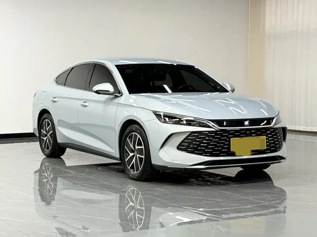 BYD Qin L — фото 8