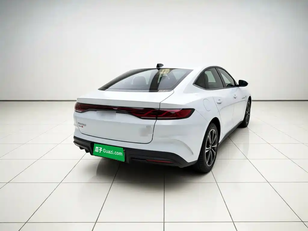 BYD Qin L — фото 3