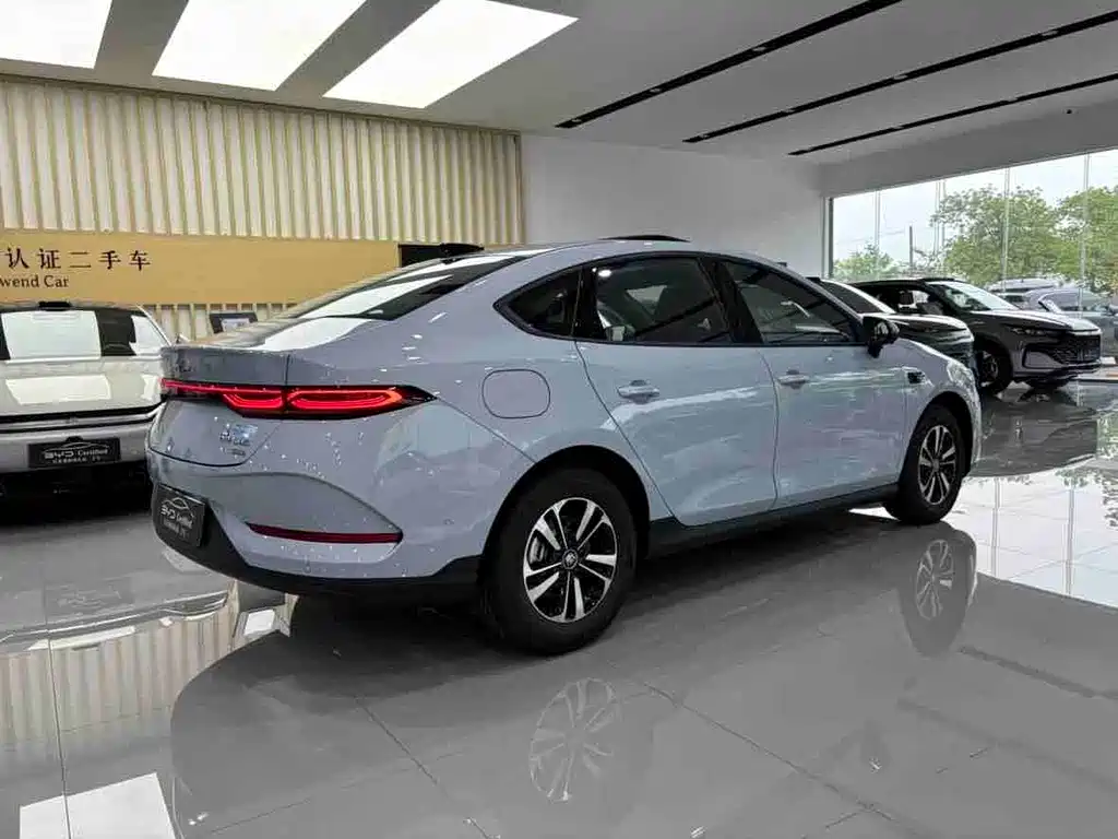 BYD Qin PLUS — фото 9