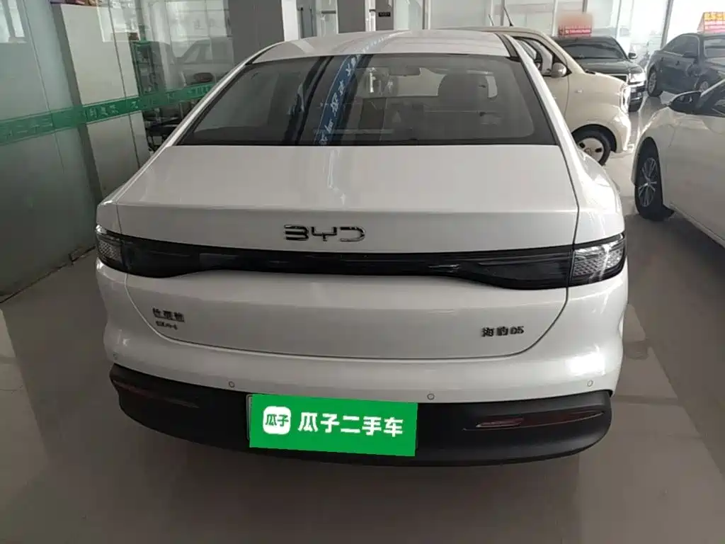 BYD Seal 05 DM-i — фото 6