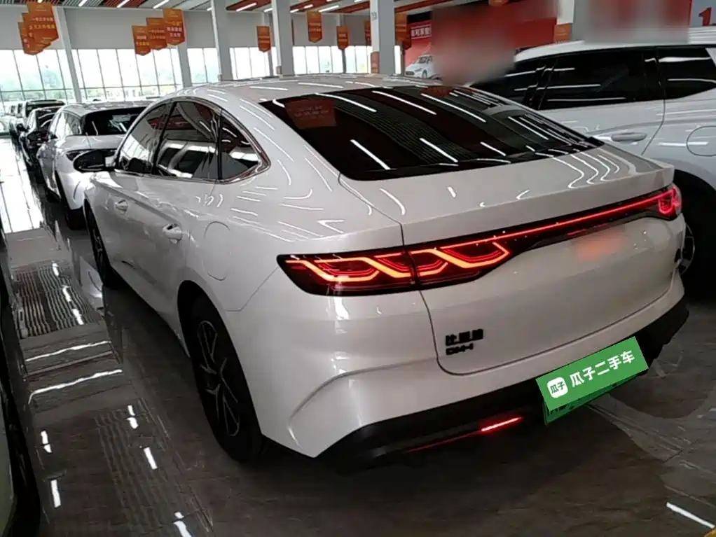 BYD Qin L — фото 5