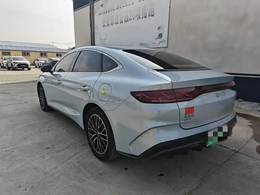 BYD Qin L — фото 6