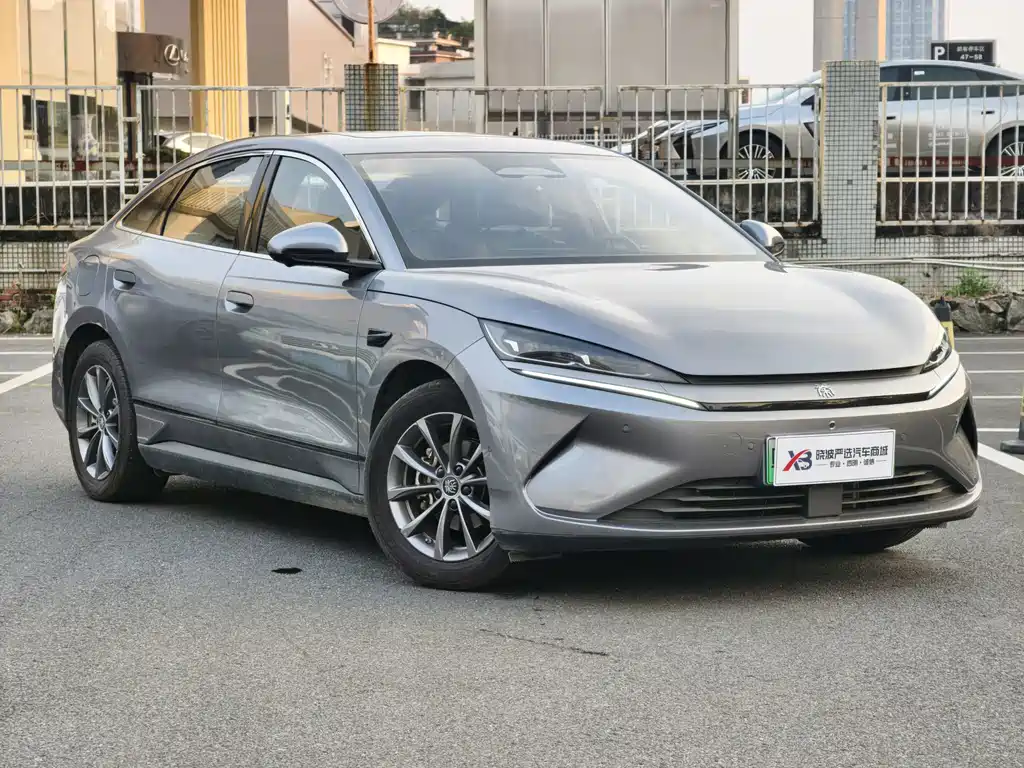 BYD Qin L — фото 4