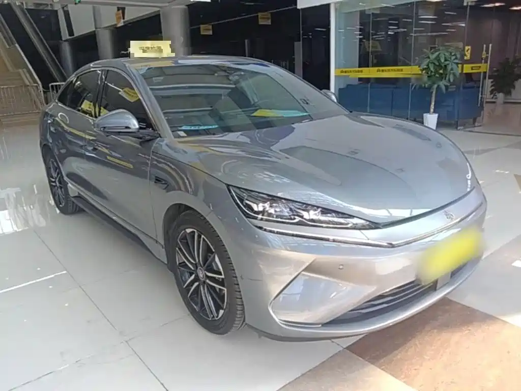 BYD Qin L — фото 4