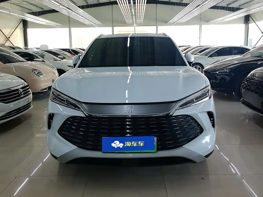 BYD L DM-i — фото 2