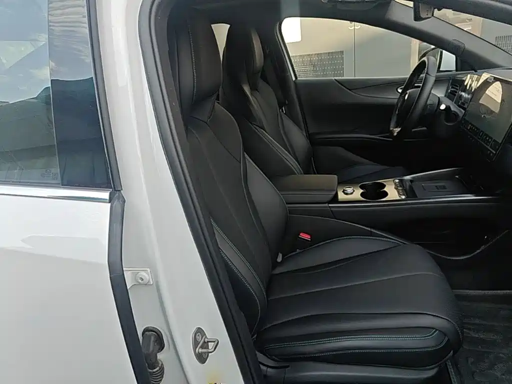 BYD Seal 06 — фото 25