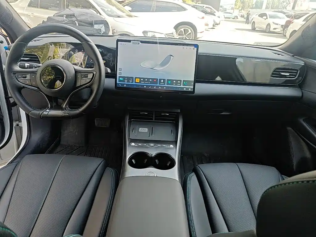 BYD Seal 06 — фото 10