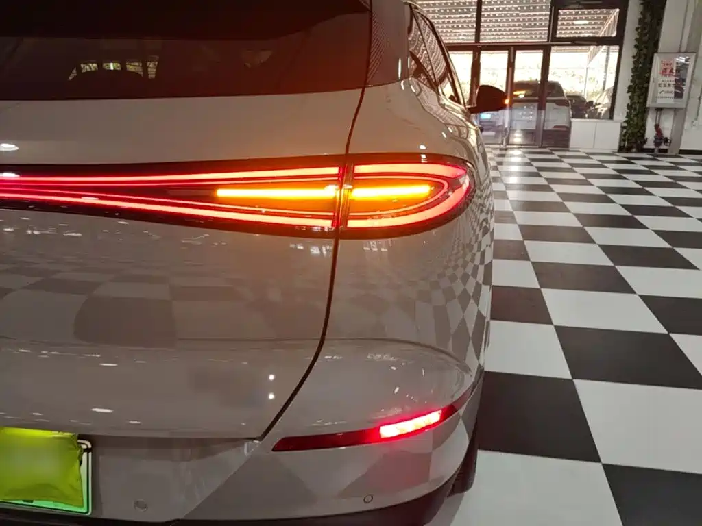 BYD Sealion 06 — фото 8