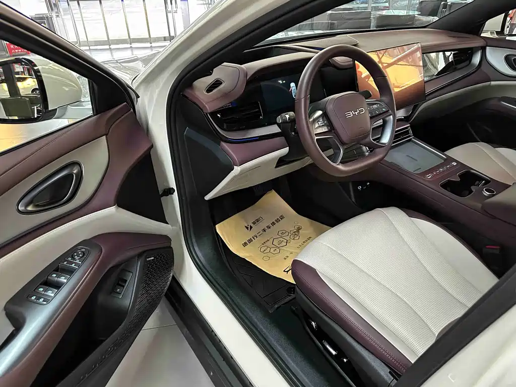 BYD Seal 07 DM-i — фото 4