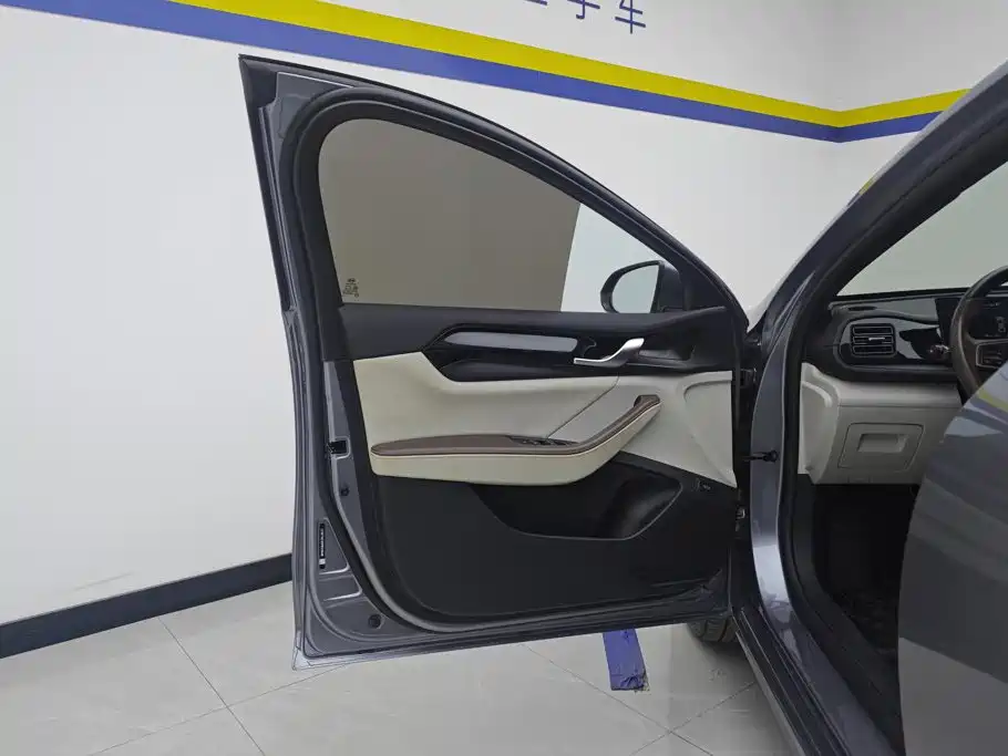 BYD Qin PLUS — фото 7