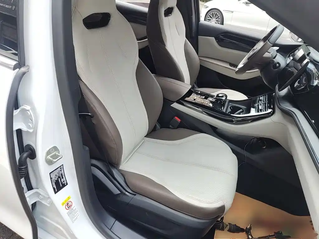 BYD Qin PLUS — фото 25