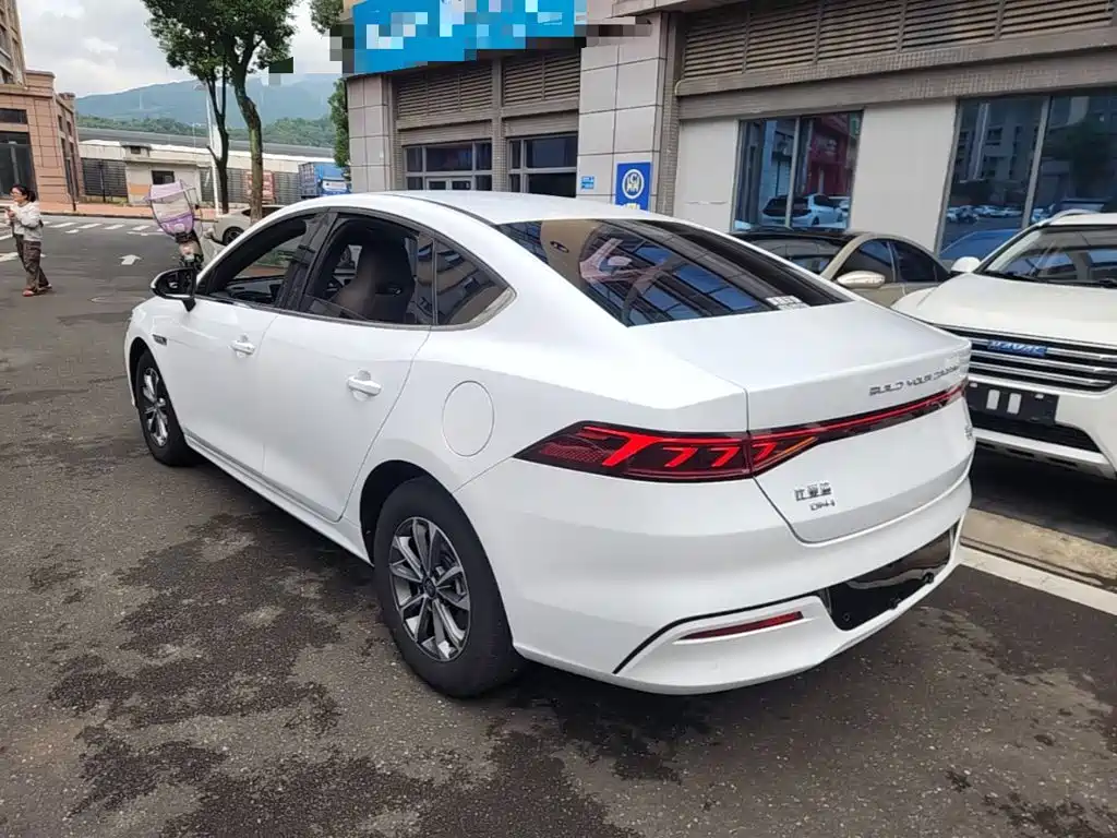BYD Qin PLUS — фото 5