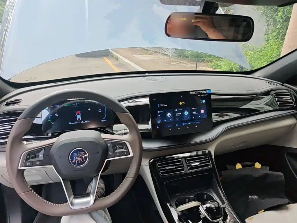 BYD Qin PLUS — фото 10