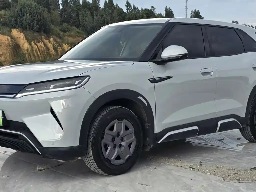BYD Yuan UP