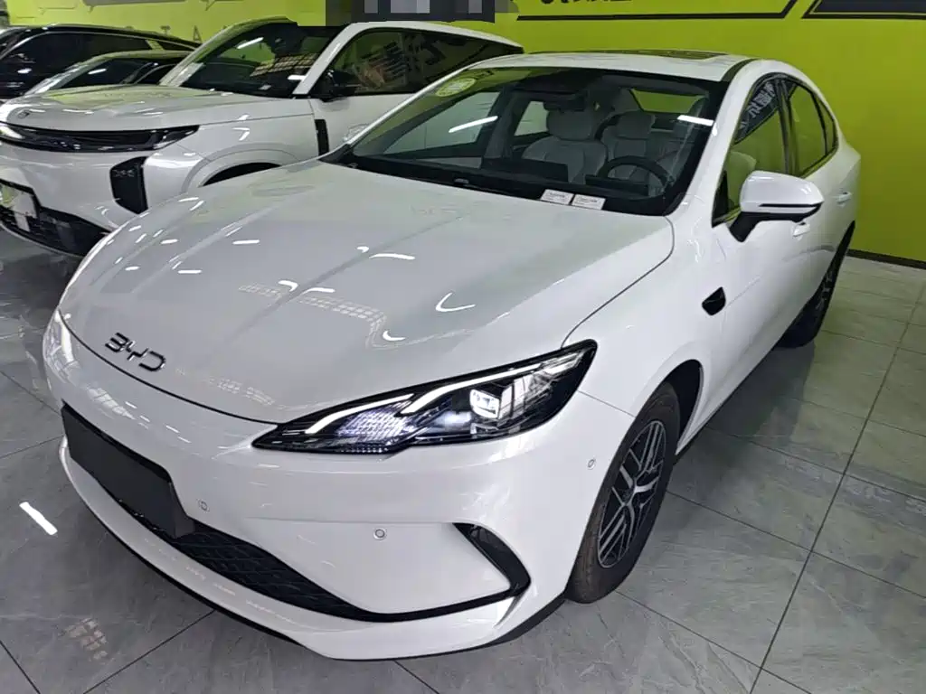 BYD Seal 05 DM-i — фото 2